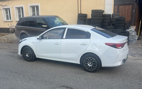 KIA Rio IV, 2020 год, 950 000 рублей, 2 фотография