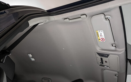 Toyota RAV4, 2020 год, 2 800 000 рублей, 23 фотография