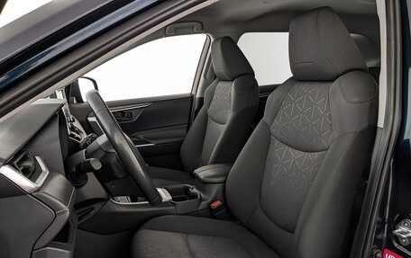 Toyota RAV4, 2020 год, 2 800 000 рублей, 20 фотография