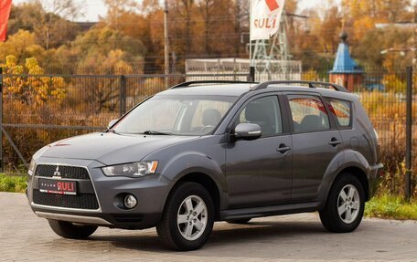 Mitsubishi Outlander III рестайлинг 3, 2011 год, 1 180 000 рублей, 1 фотография