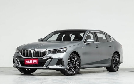BMW 5 серия, 2025 год, 8 700 000 рублей, 1 фотография