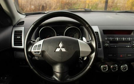 Mitsubishi Outlander III рестайлинг 3, 2011 год, 1 180 000 рублей, 22 фотография