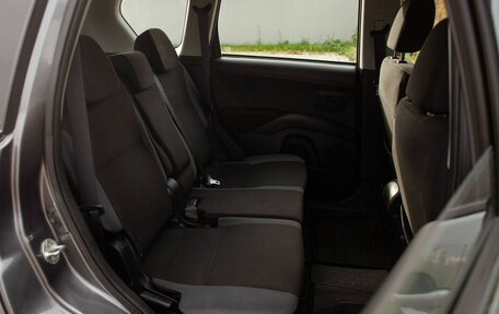 Mitsubishi Outlander III рестайлинг 3, 2011 год, 1 180 000 рублей, 32 фотография