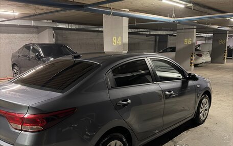 KIA Rio IV, 2018 год, 1 400 000 рублей, 3 фотография