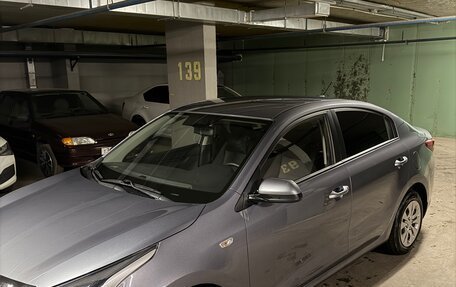 KIA Rio IV, 2018 год, 1 400 000 рублей, 6 фотография