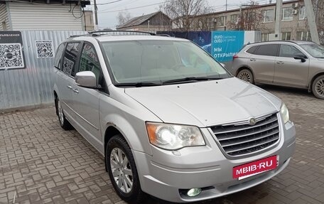 Chrysler Voyager IV, 2008 год, 1 300 000 рублей, 6 фотография