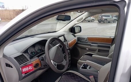 Chrysler Voyager IV, 2008 год, 1 300 000 рублей, 9 фотография