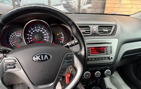 KIA Rio III рестайлинг, 2016 год, 950 000 рублей, 18 фотография