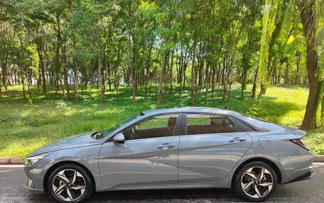 Hyundai Elantra, 2021 год, 1 280 000 рублей, 4 фотография