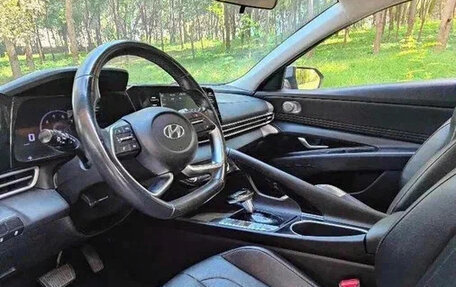 Hyundai Elantra, 2021 год, 1 280 000 рублей, 8 фотография