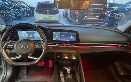 Hyundai Elantra, 2022 год, 1 308 457 рублей, 6 фотография