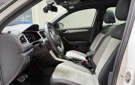 Volkswagen T-Roc I, 2022 год, 1 440 000 рублей, 6 фотография