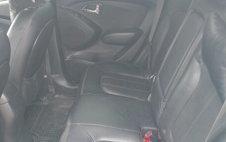 Hyundai ix35 I рестайлинг, 2011 год, 1 100 000 рублей, 7 фотография