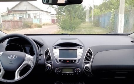 Hyundai ix35 I рестайлинг, 2011 год, 1 100 000 рублей, 4 фотография