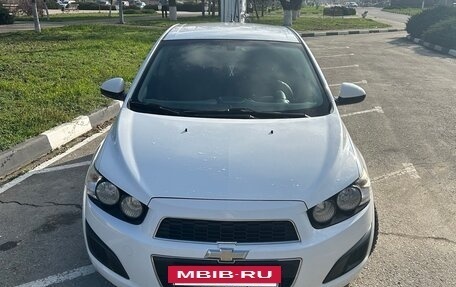 Chevrolet Aveo III, 2014 год, 900 000 рублей, 2 фотография