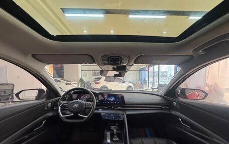 Hyundai Elantra, 2022 год, 1 303 457 рублей, 6 фотография