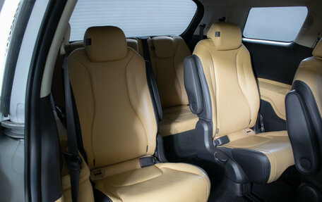 KIA Carnival, 2020 год, 4 300 000 рублей, 11 фотография