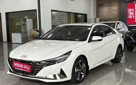 Hyundai Elantra, 2022 год, 1 340 457 рублей, 3 фотография