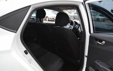 Hyundai Solaris II рестайлинг, 2017 год, 1 400 000 рублей, 14 фотография