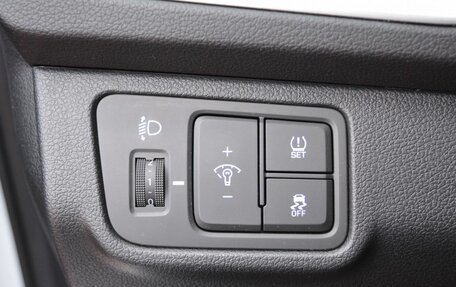 Hyundai Solaris II рестайлинг, 2017 год, 1 400 000 рублей, 26 фотография