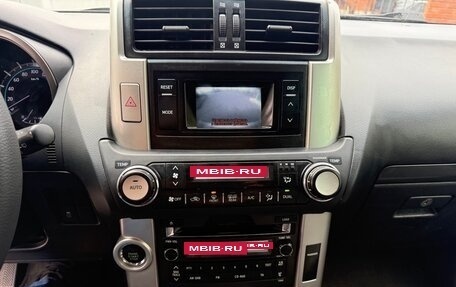 Toyota Land Cruiser Prado 150 рестайлинг 2, 2010 год, 2 050 000 рублей, 12 фотография