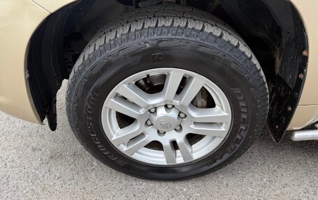 Toyota Land Cruiser Prado 150 рестайлинг 2, 2010 год, 2 050 000 рублей, 29 фотография