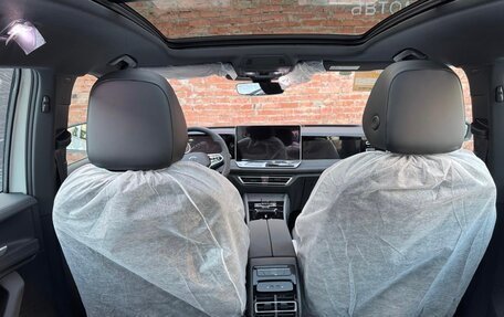 Volkswagen Tiguan, 2025 год, 4 800 000 рублей, 9 фотография