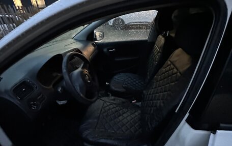 Volkswagen Polo VI (EU Market), 2011 год, 420 000 рублей, 8 фотография