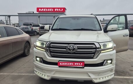 Toyota Land Cruiser 200, 2018 год, 7 500 000 рублей, 5 фотография