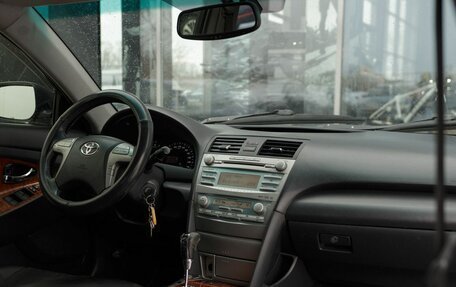 Toyota Camry, 2008 год, 1 200 000 рублей, 10 фотография