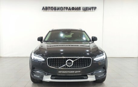 Volvo V90 Cross Country I рестайлинг, 2018 год, 2 990 000 рублей, 2 фотография