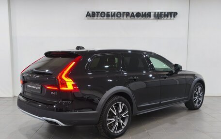 Volvo V90 Cross Country I рестайлинг, 2018 год, 2 990 000 рублей, 4 фотография