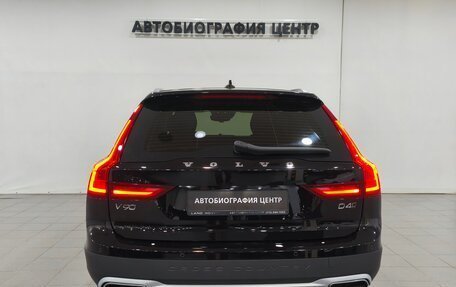 Volvo V90 Cross Country I рестайлинг, 2018 год, 2 990 000 рублей, 5 фотография