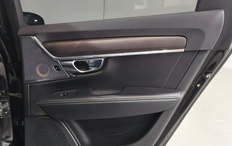 Volvo V90 Cross Country I рестайлинг, 2018 год, 2 990 000 рублей, 32 фотография