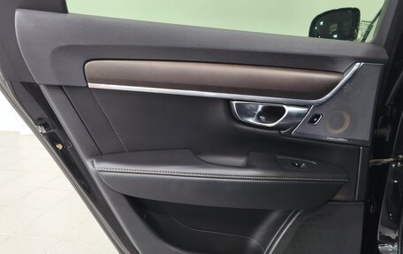 Volvo V90 Cross Country I рестайлинг, 2018 год, 2 990 000 рублей, 27 фотография