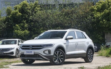 Volkswagen T-Roc I, 2025 год, 2 660 000 рублей, 1 фотография
