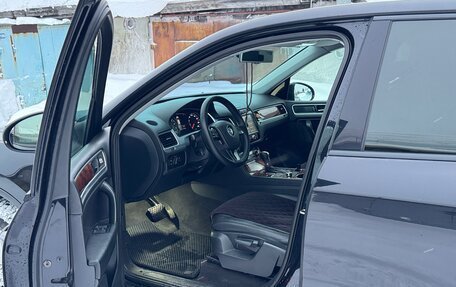 Volkswagen Touareg III, 2010 год, 1 500 000 рублей, 6 фотография