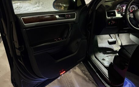 Volkswagen Touareg III, 2010 год, 1 500 000 рублей, 8 фотография