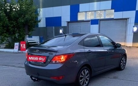 Hyundai Solaris II рестайлинг, 2015 год, 1 150 000 рублей, 2 фотография