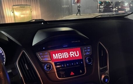 Hyundai ix35 I рестайлинг, 2012 год, 1 100 000 рублей, 10 фотография