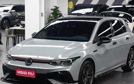 Volkswagen Golf VIII, 2022 год, 1 430 000 рублей, 1 фотография
