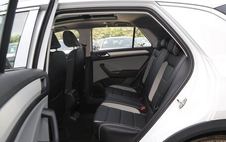 Volkswagen T-Roc I, 2025 год, 2 660 000 рублей, 10 фотография