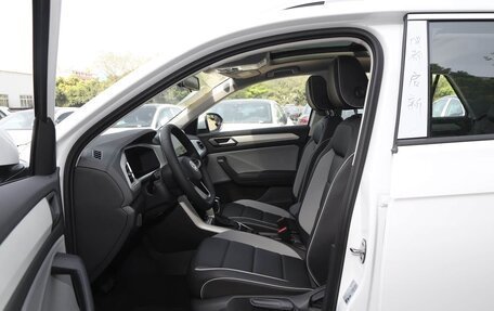 Volkswagen T-Roc I, 2025 год, 2 660 000 рублей, 8 фотография