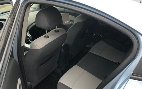 Chevrolet Cruze II, 2010 год, 705 000 рублей, 6 фотография