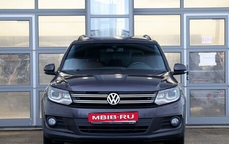 Volkswagen Tiguan I, 2015 год, 1 490 000 рублей, 2 фотография