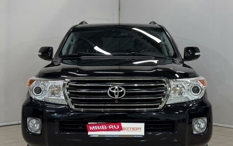Toyota Land Cruiser 200, 2013 год, 3 099 000 рублей, 8 фотография