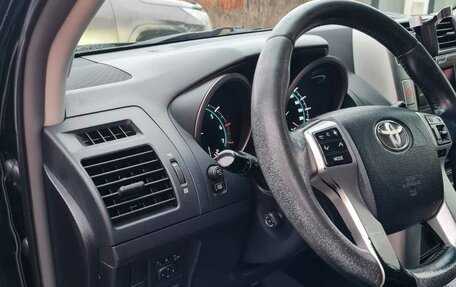 Toyota Land Cruiser Prado 150 рестайлинг 2, 2011 год, 3 250 000 рублей, 13 фотография