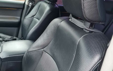 Toyota Land Cruiser Prado 150 рестайлинг 2, 2011 год, 3 250 000 рублей, 14 фотография