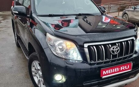 Toyota Land Cruiser Prado 150 рестайлинг 2, 2011 год, 3 250 000 рублей, 7 фотография