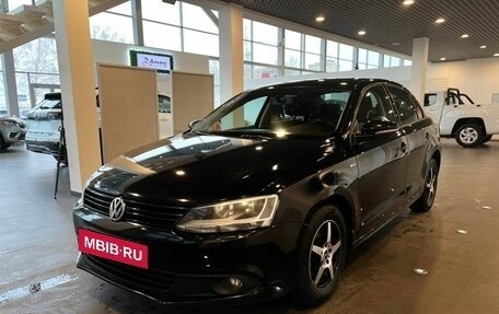 Volkswagen Jetta VI, 2013 год, 985 000 рублей, 7 фотография